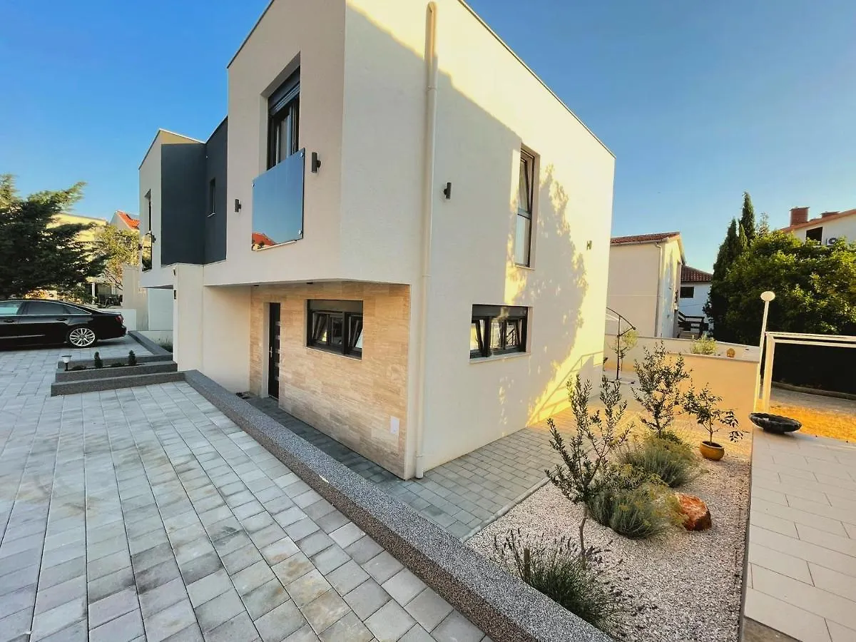 Villa La Merion Starigrad Paklenica