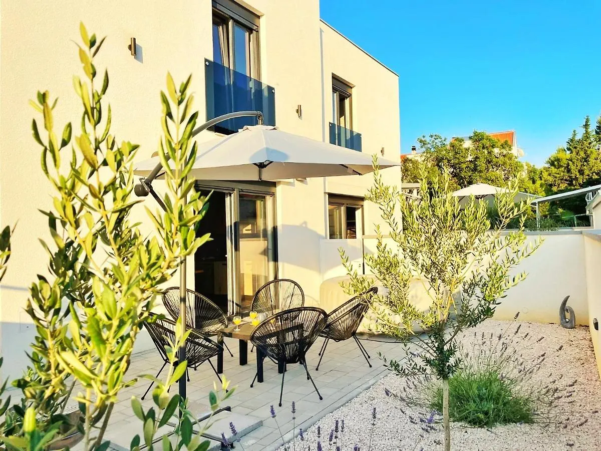 Villa La Merion Starigrad Paklenica