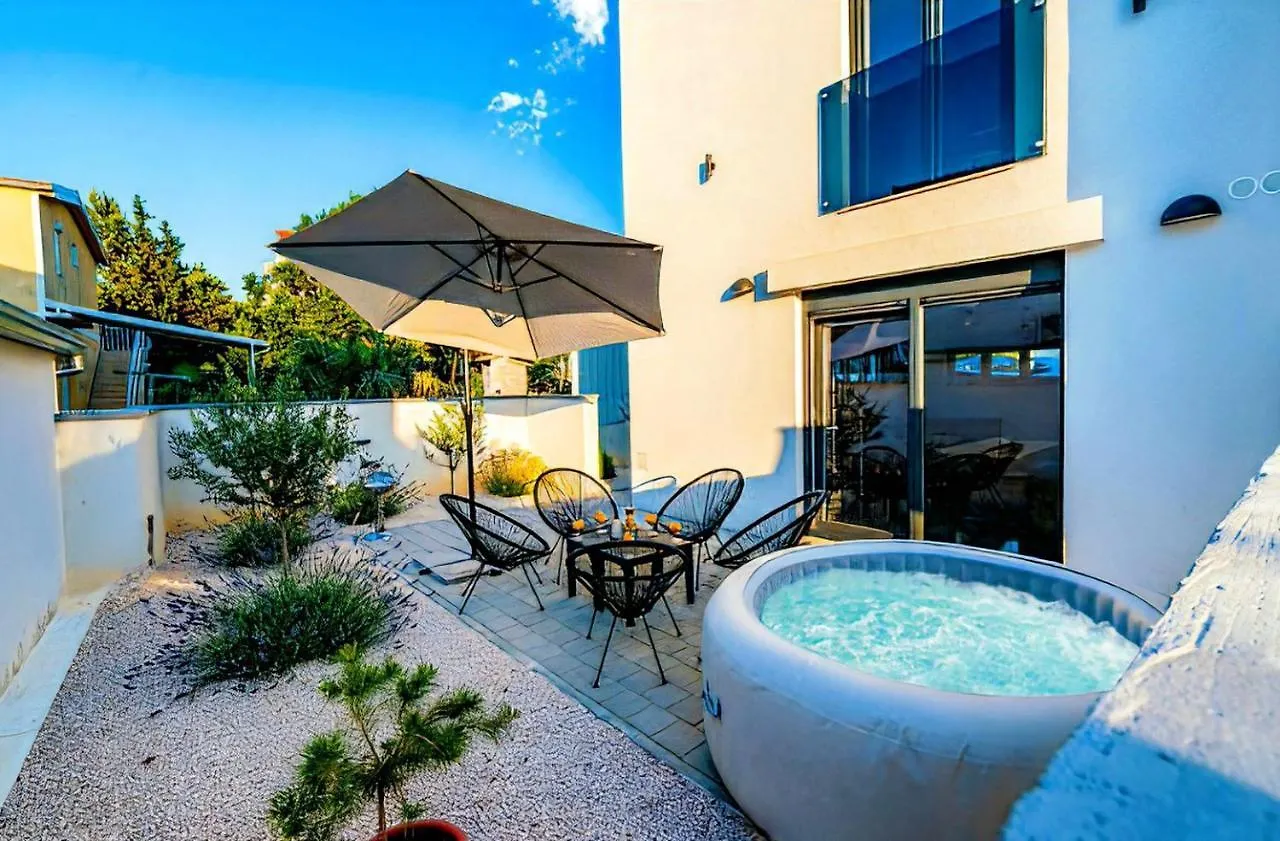 Villa La Merion Starigrad Paklenica