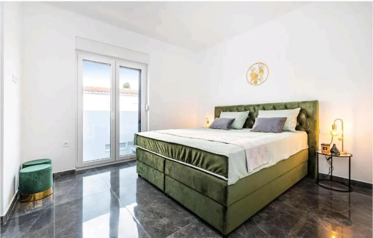 Villa La Merion Starigrad Paklenica